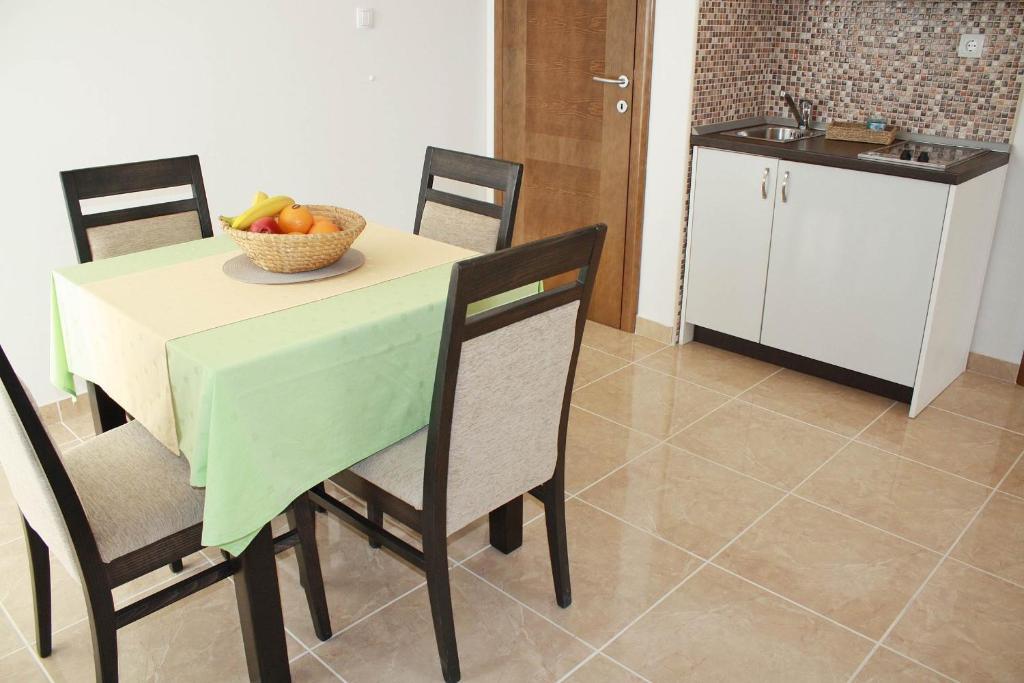 Luxury Apartments Villa Lenka Подстрана Стая снимка
