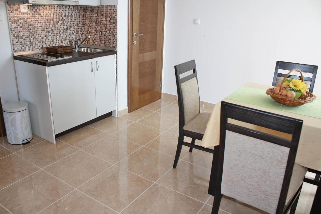 Luxury Apartments Villa Lenka Подстрана Стая снимка